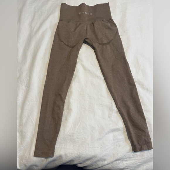 NVGTN Women’s Contour Seamless Leggings Beige Size Small New - Picture 6 of 13